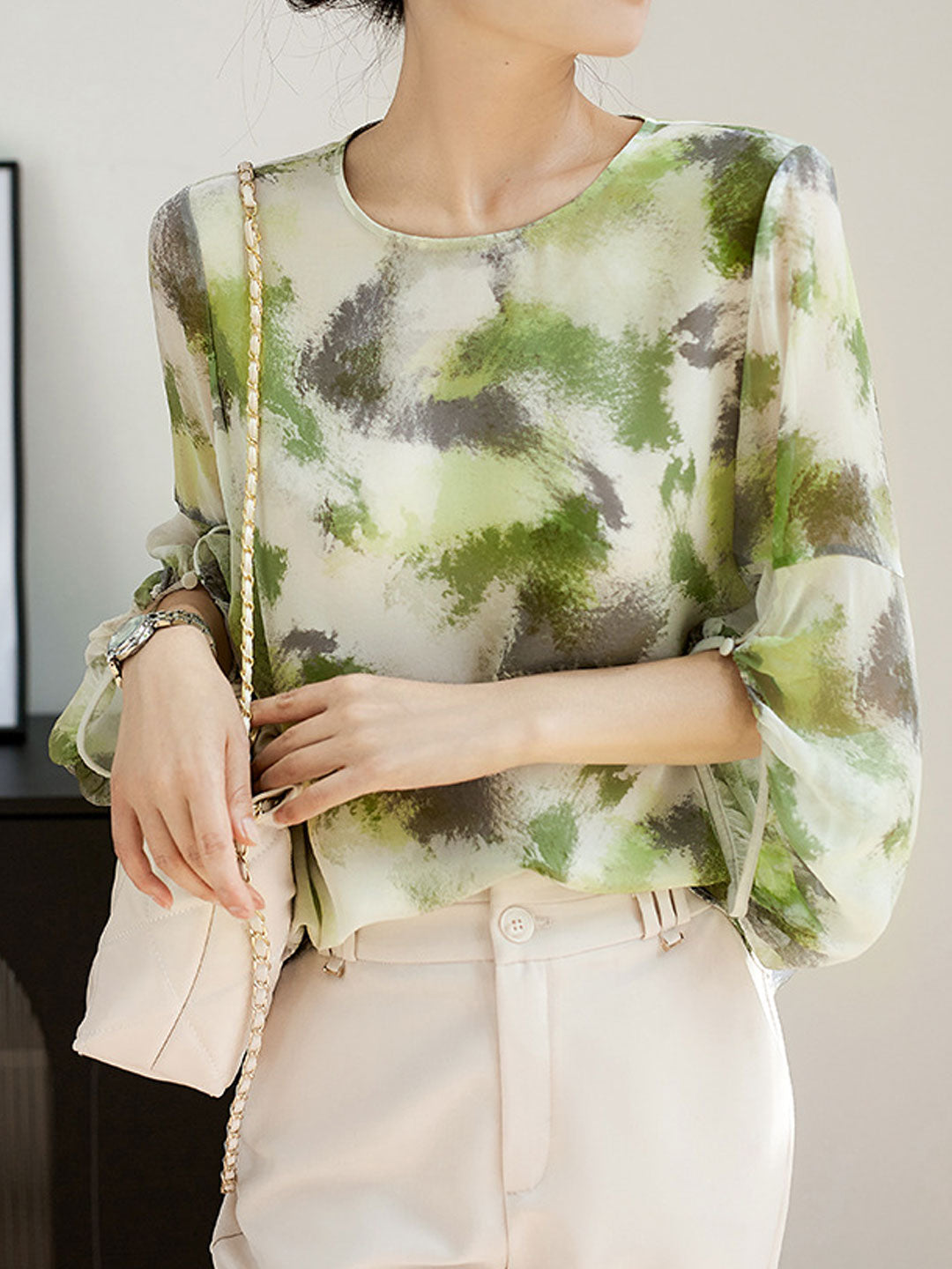 Beautifully Crafted Top in a Classic Style