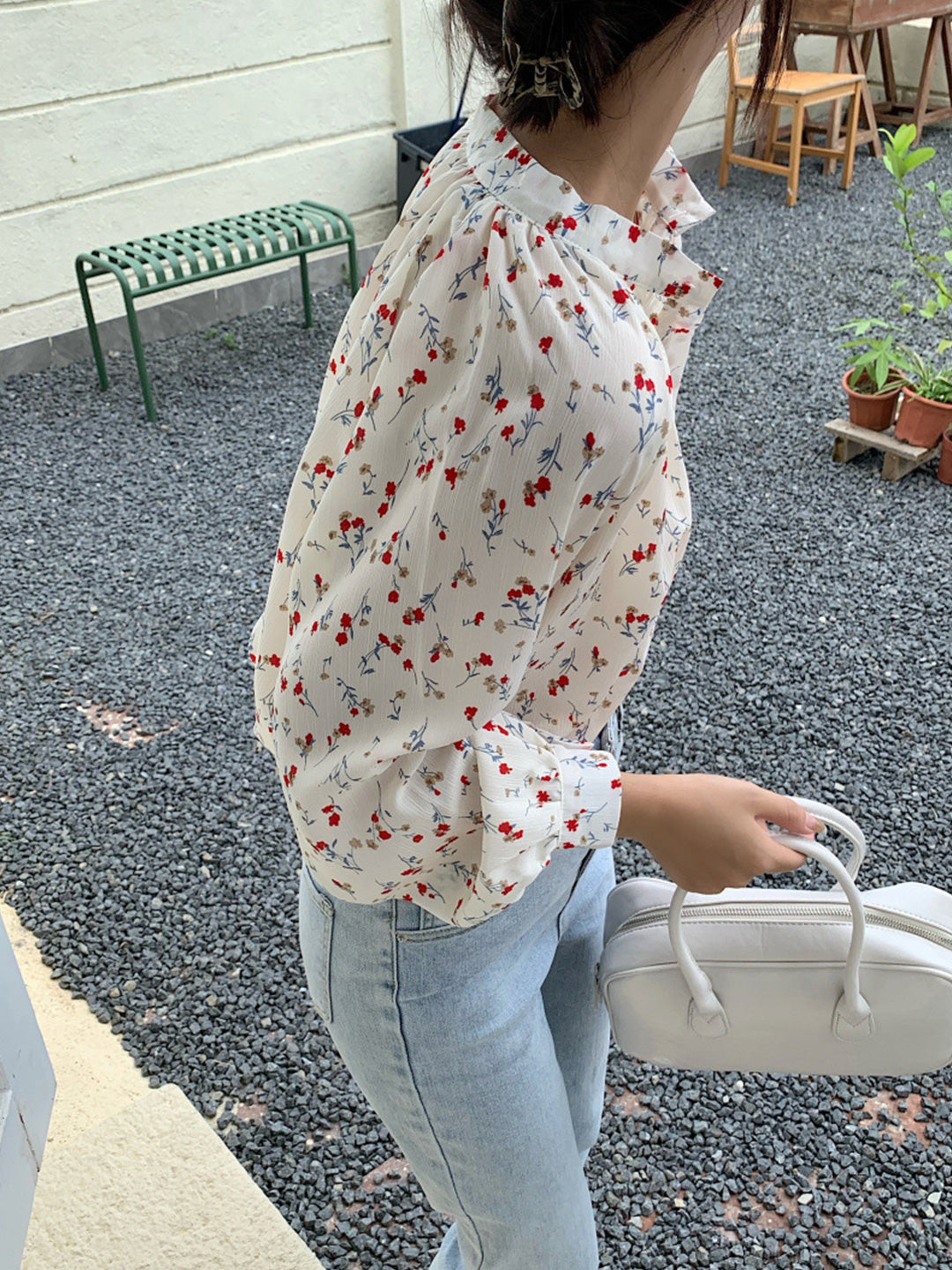 Classic Vintage Blouse with a Flattering Fit