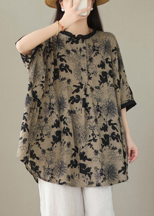 Effortlessly Elegant Top with a Timeless Design