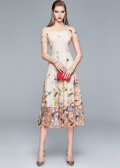 Gracefully Styled Dress for Any Occasion