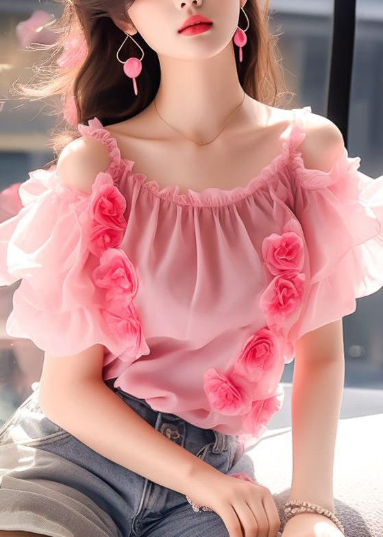 Well Tailored Top with a Graceful Silhouette