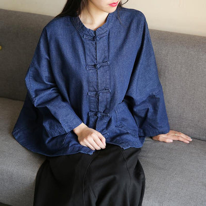 Well Tailored Blouse with a Graceful Silhouette