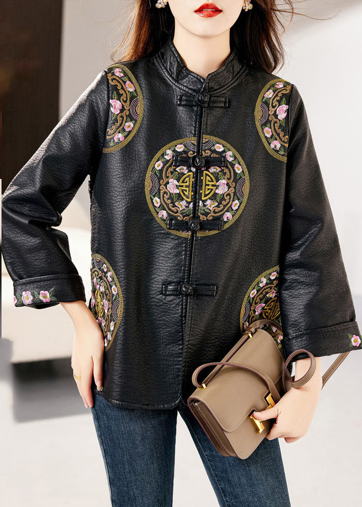 Classic Vintage & Enduringly Stylish Coat