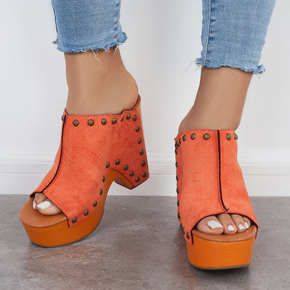 Chic Orthopedic Sandals with Unique Design