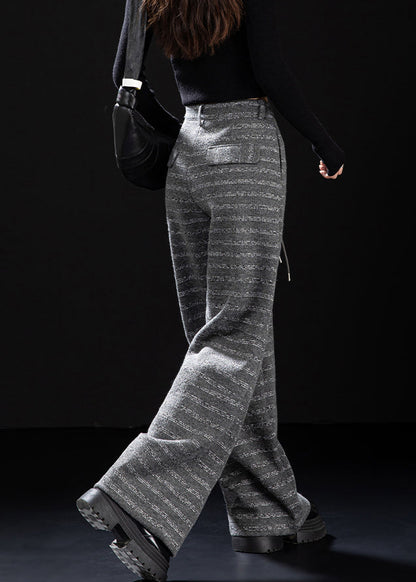 Classic Vintage Pants with a Flattering Fit