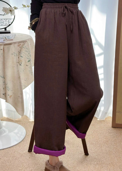 Effortlessly Elegant Pants with a Timeless Design