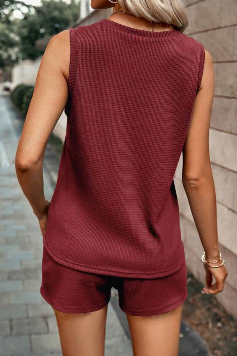 Sophisticated Garment with a Clean Classic Look