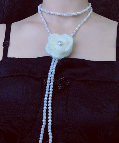 Beautiful Pearl Necklace with Unique Style