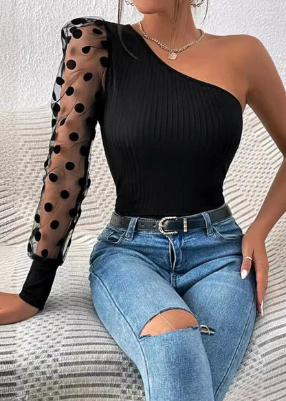 Beautifully Finished Top in a Timeless Design