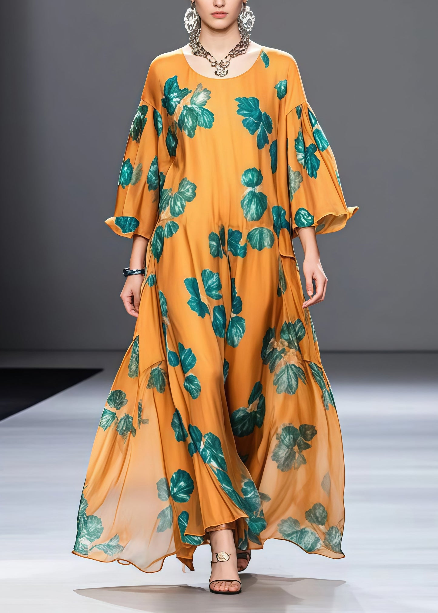 Classic Vintage & Enduringly Stylish Dress