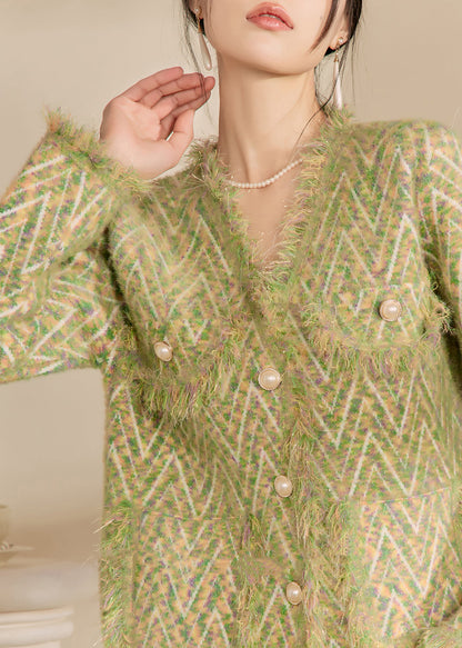 Gracefully Styled Cardigan for Any Occasion