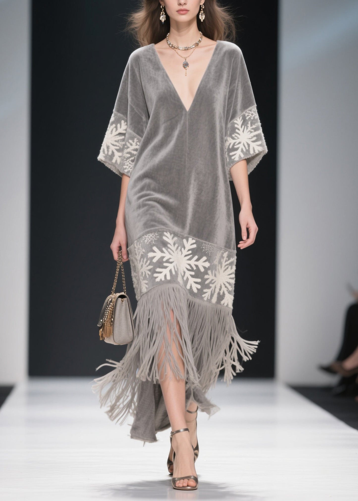 Beautifully Crafted Dress in a Classic Style