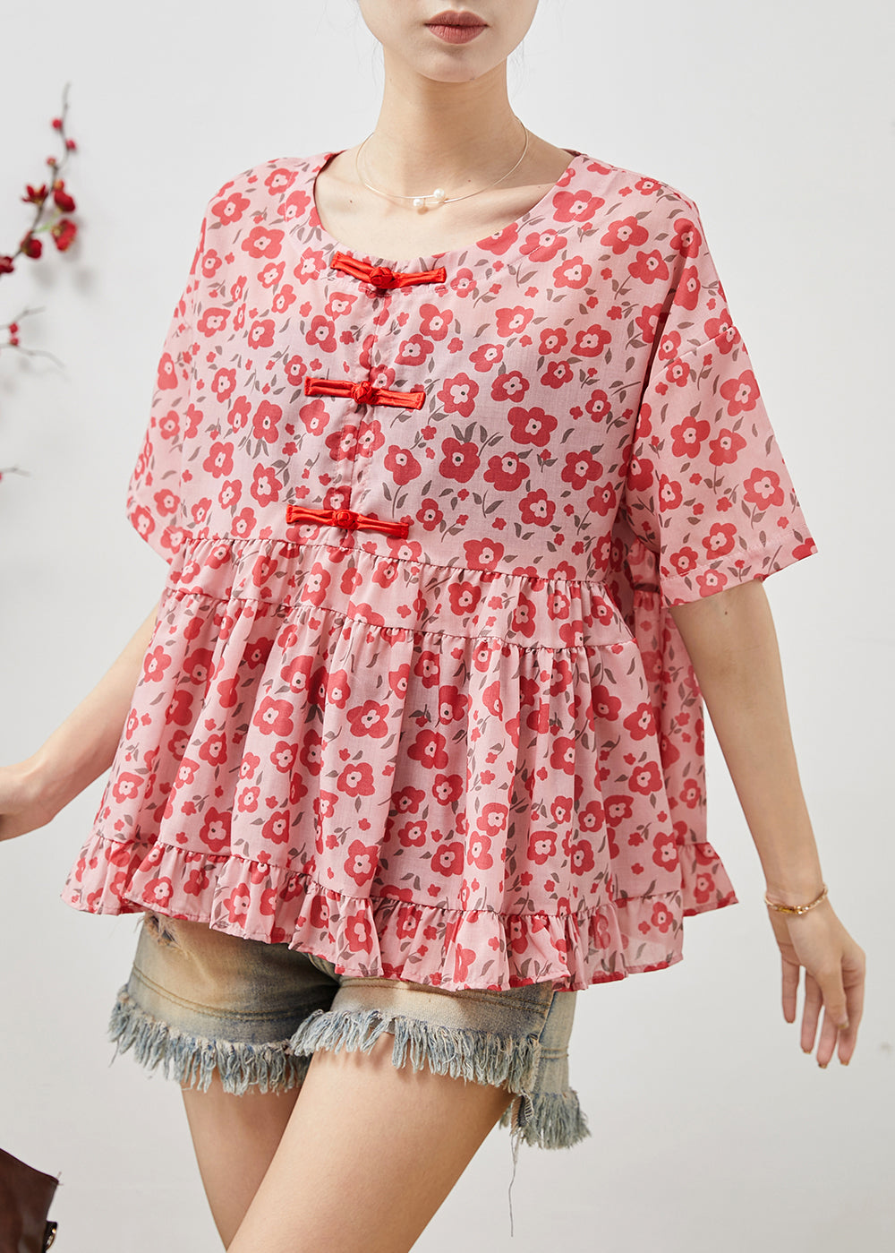 Elegantly Styled Blouse for Everyday Wear