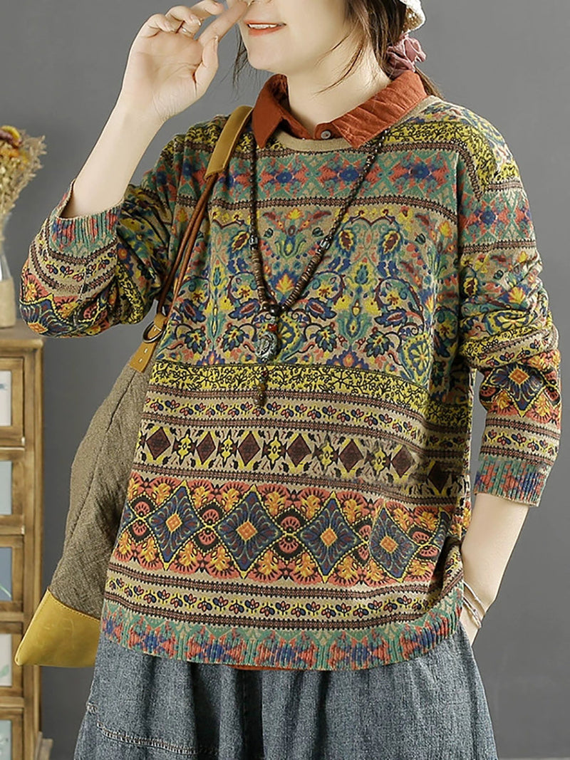 Classic Vintage Sweater with a Flattering Fit