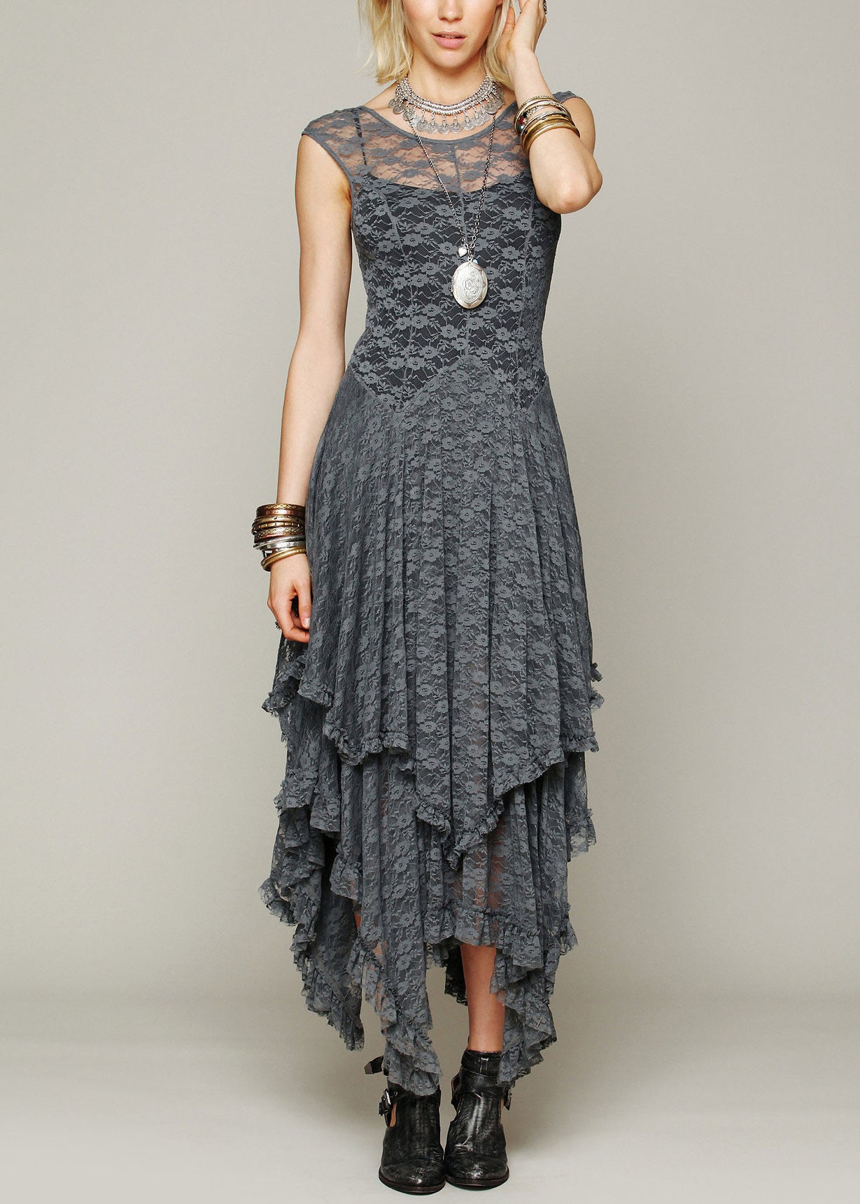 Gracefully Styled Dress for Any Occasion