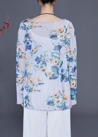 Effortlessly Elegant Top with a Timeless Design
