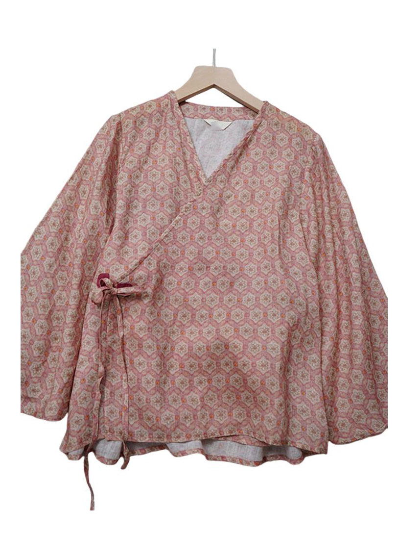 Polished Top with an Effortless Classic Look