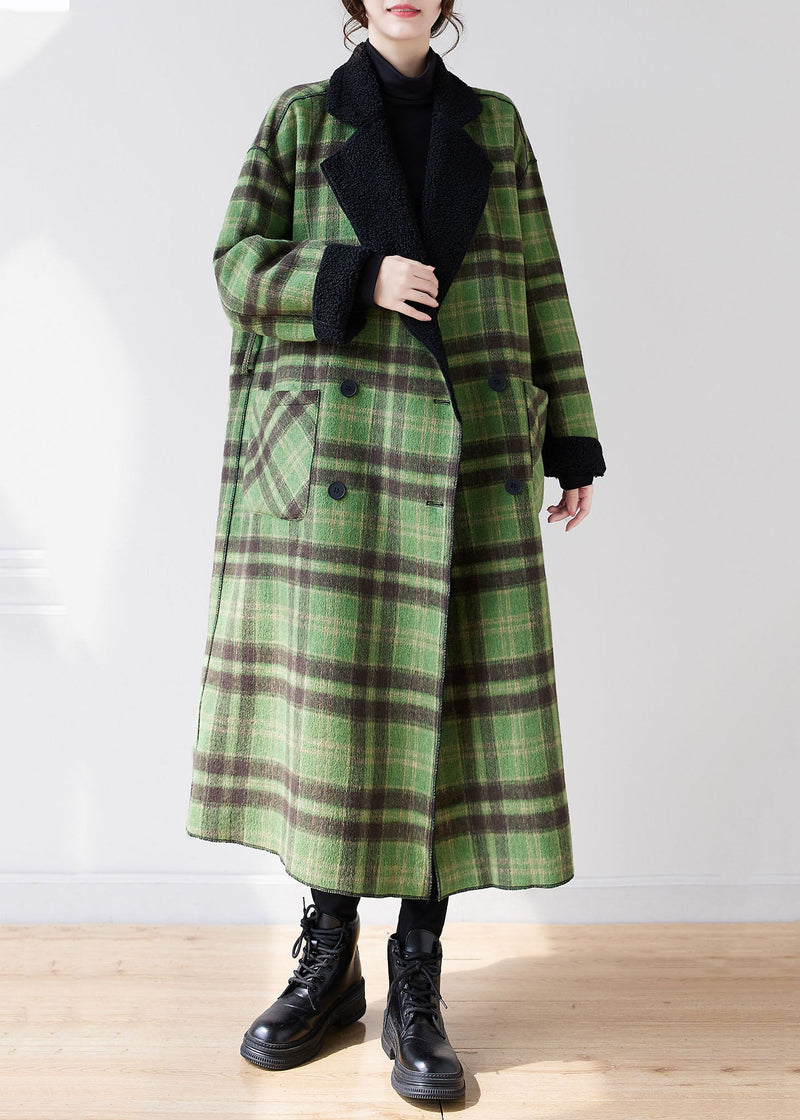 Gracefully Styled Coat for Any Occasion