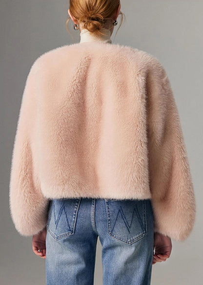Gracefully Styled Coat for Any Occasion