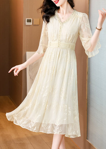 Beautifully Crafted Dress in a Classic Style