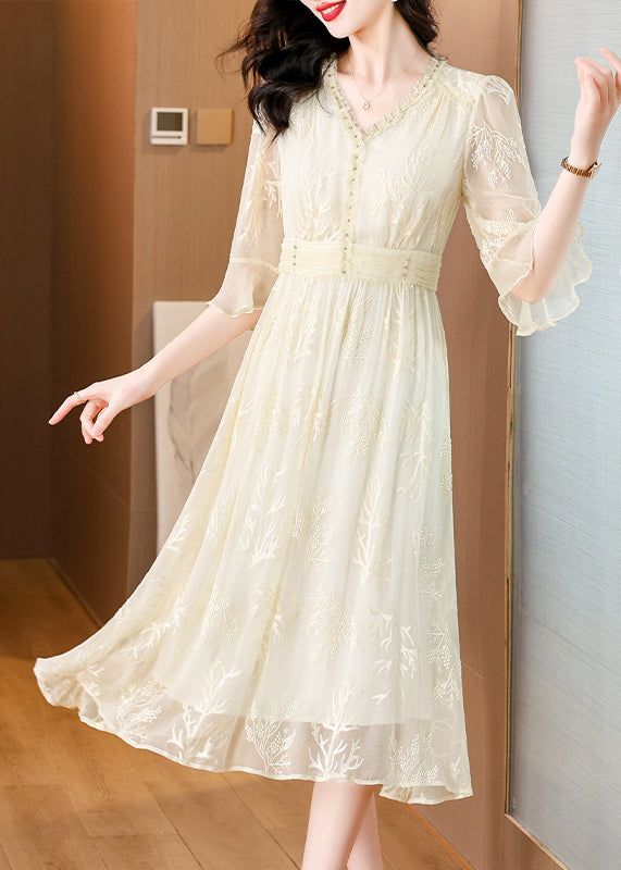 Beautifully Crafted Dress in a Classic Style