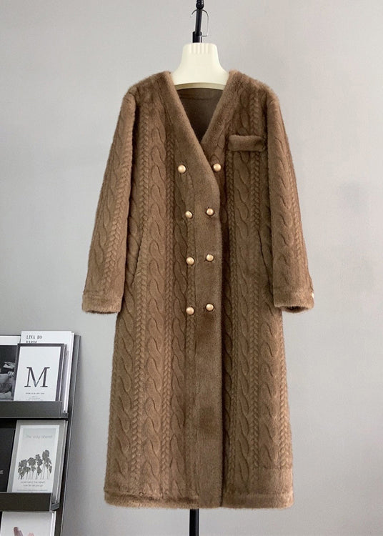 Sophisticated Coat with a Clean Classic Look