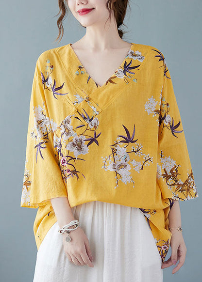 A Vintage Style Shirt with Delicate Timeless Details