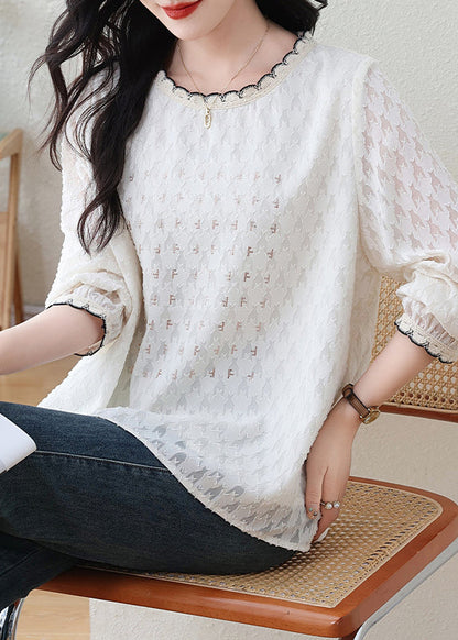 Beautifully Finished Top in a Timeless Design