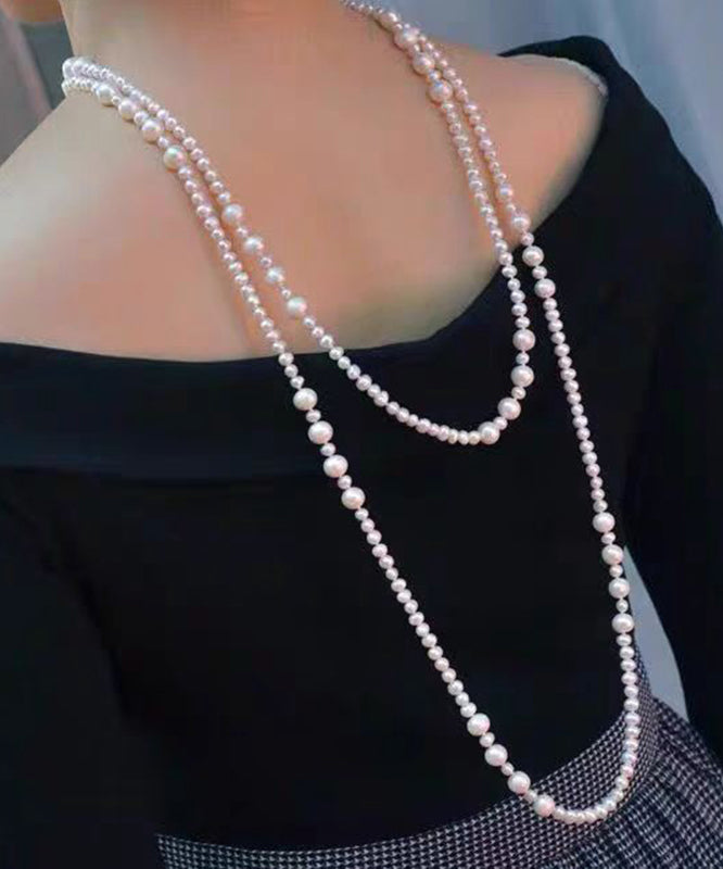Romantic Silver Necklace for Special Moments