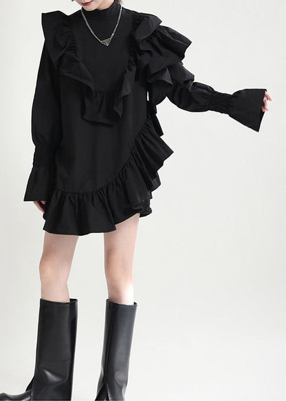Sophisticated Blouse with a Clean Classic Look