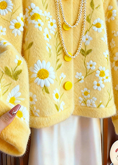 Beautifully Crafted Cardigan in a Classic Style