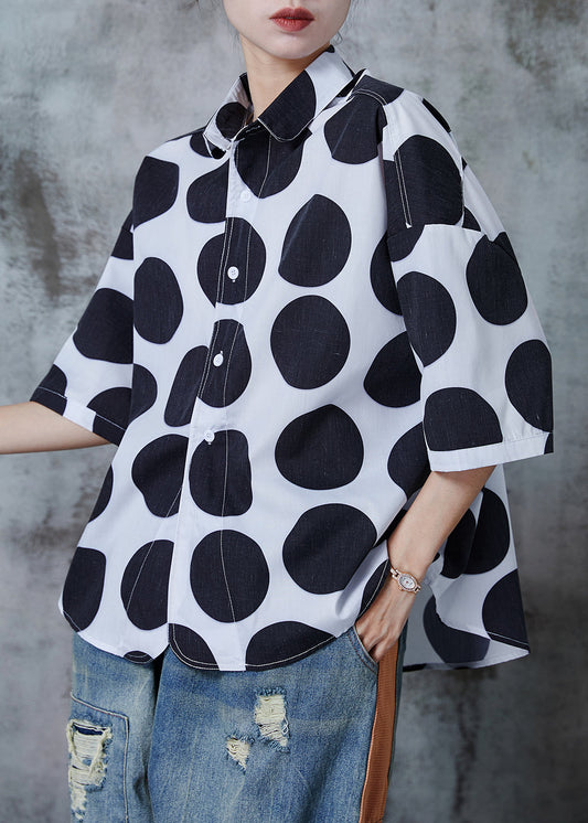 Classic Vintage Blouse with a Flattering Fit