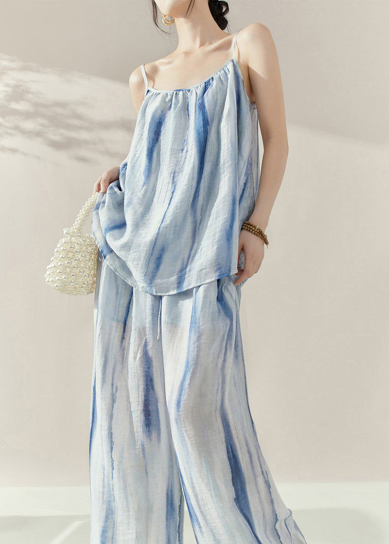 Well Tailored Pants with a Graceful Silhouette