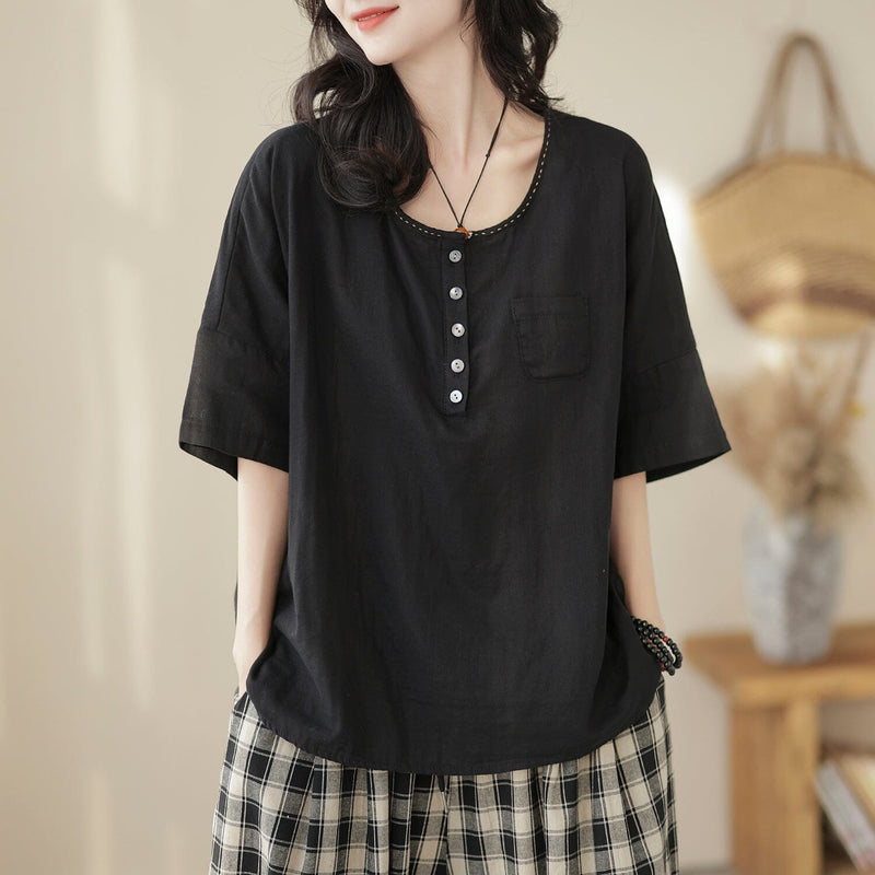 Well Tailored T-Shirt with a Graceful Silhouette