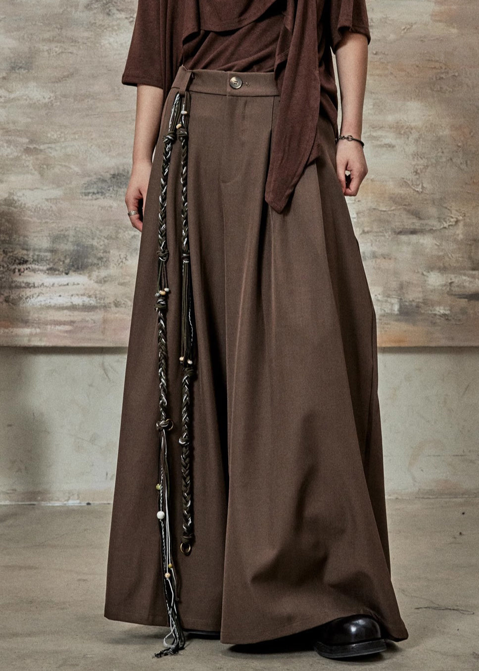 Elegantly Styled Pants for Everyday Wear