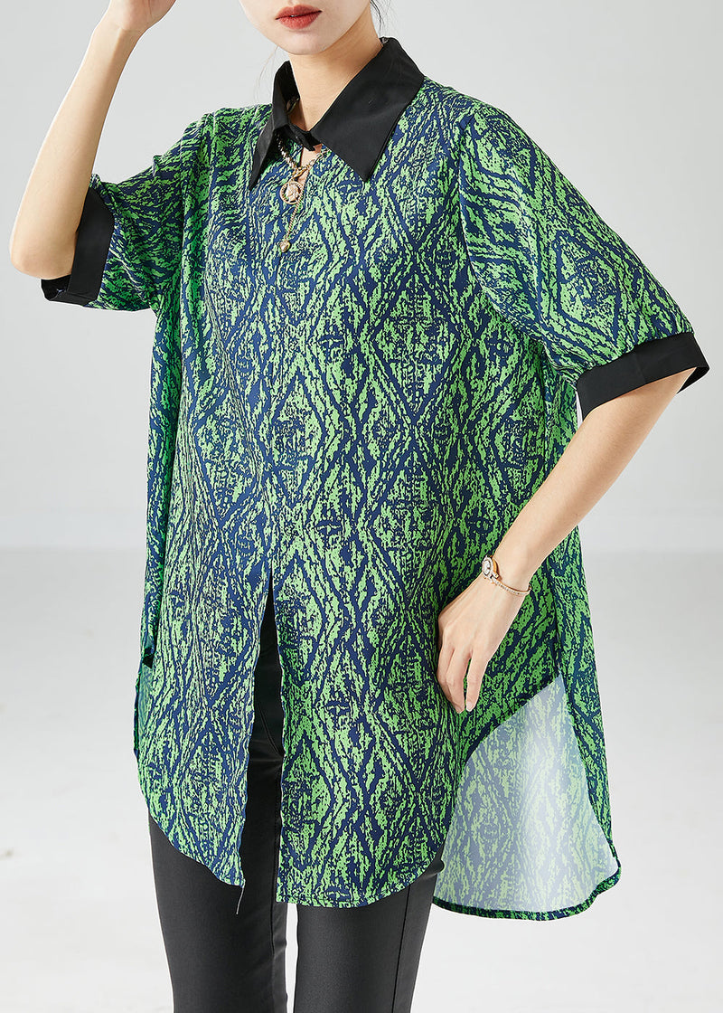 Effortlessly Elegant Top with a Timeless Design