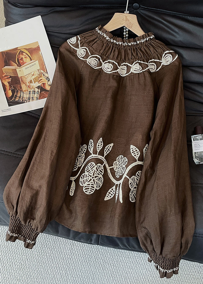 Well Tailored Blouse with a Graceful Silhouette