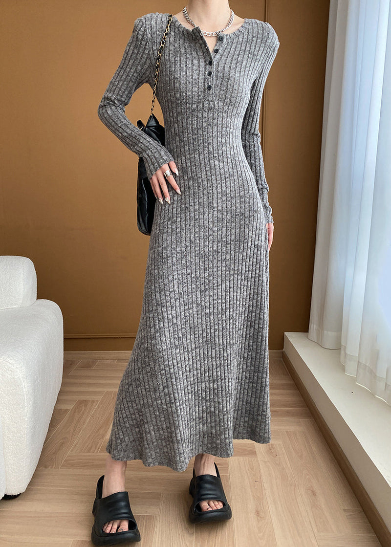 Effortlessly Elegant Sweater with a Timeless Design