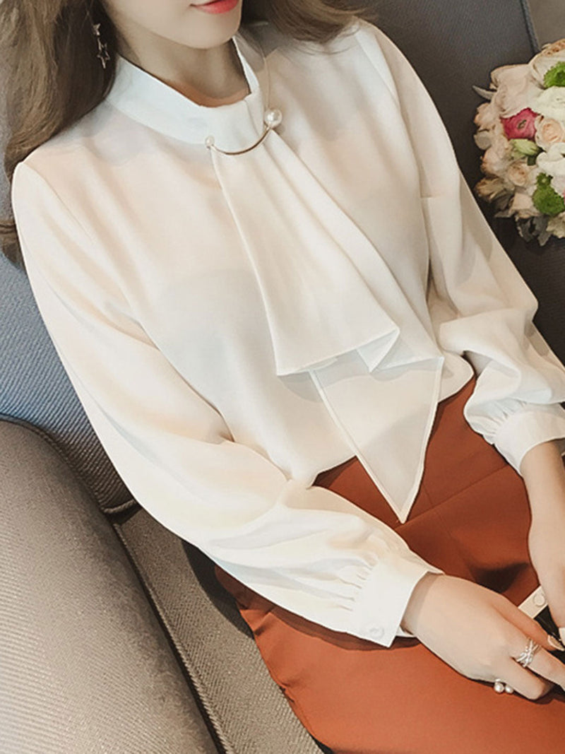 Classic Vintage Shirt with a Flattering Fit