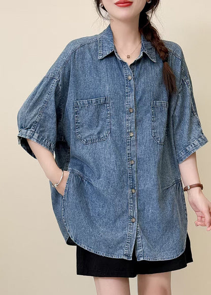 Classic Vintage Shirt with a Flattering Fit
