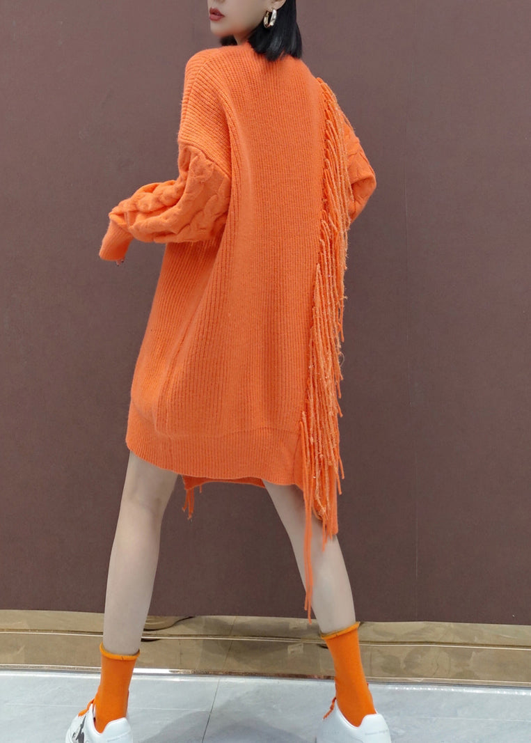 Well Tailored Sweater with a Graceful Silhouette