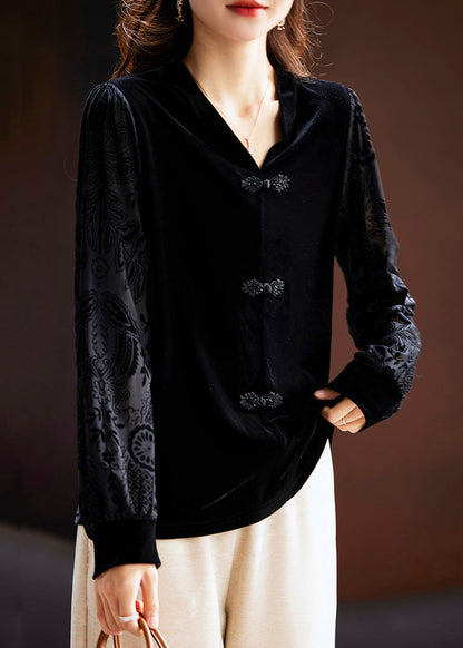 A Vintage Style Top with Delicate Timeless Details