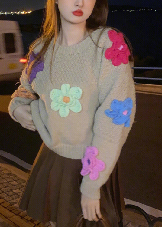Beautifully Finished Sweater in a Timeless Design