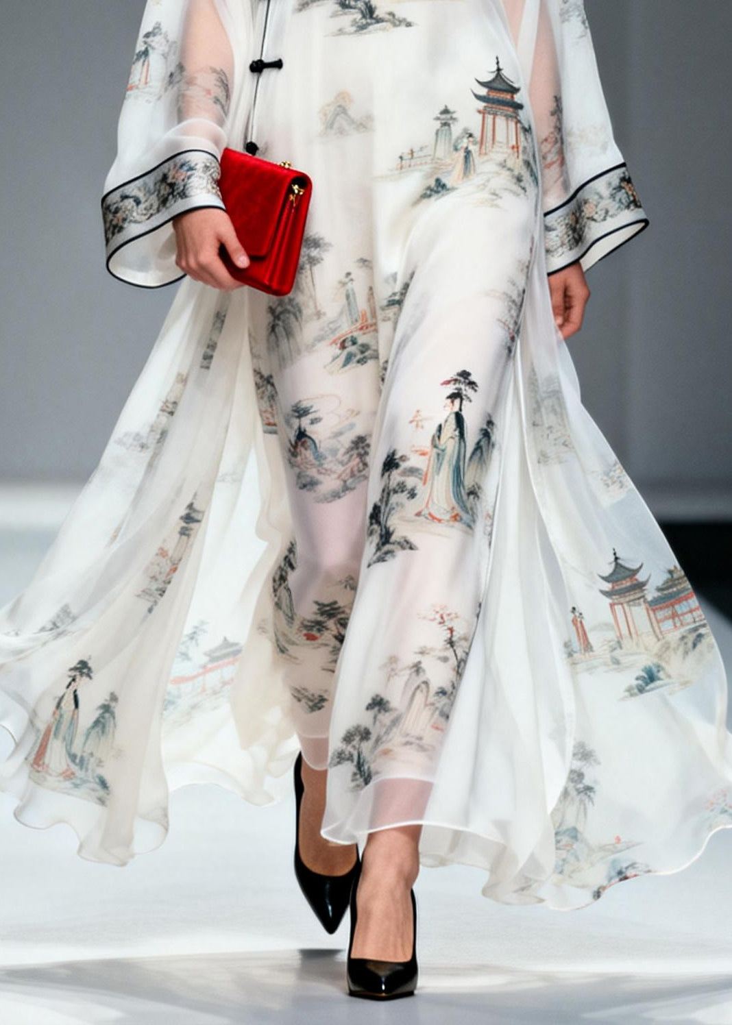 Beautifully Crafted Dress in a Classic Style