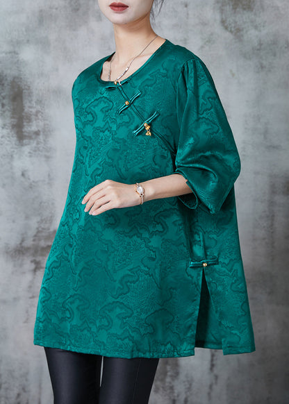 Beautifully Finished Top in a Timeless Design