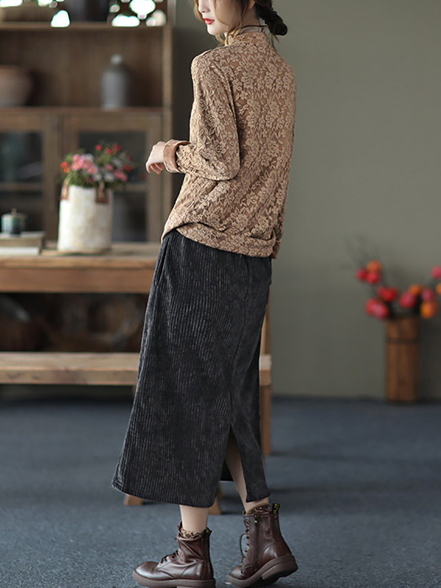 Classic Vintage Shirt with a Flattering Fit