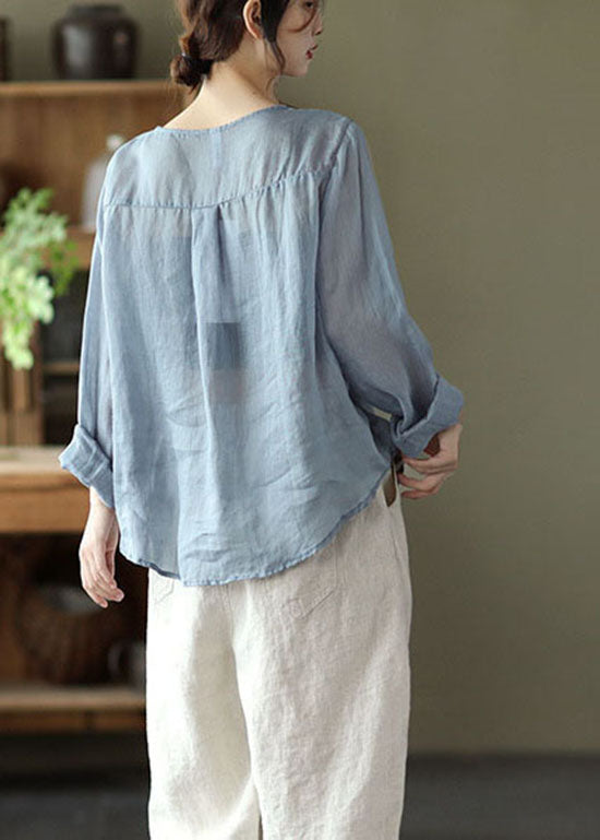 Effortlessly Elegant Blouse with a Timeless Design