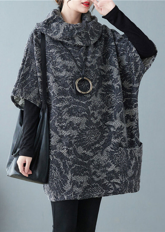 Well Tailored Top with a Graceful Silhouette