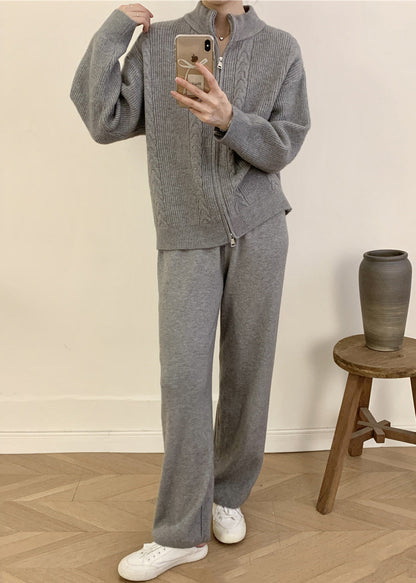 Classic Vintage Cardigan with a Flattering Fit