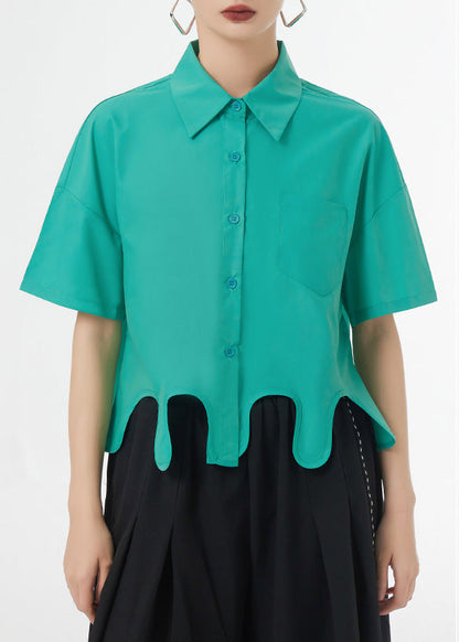 Well Tailored Blouse with a Graceful Silhouette